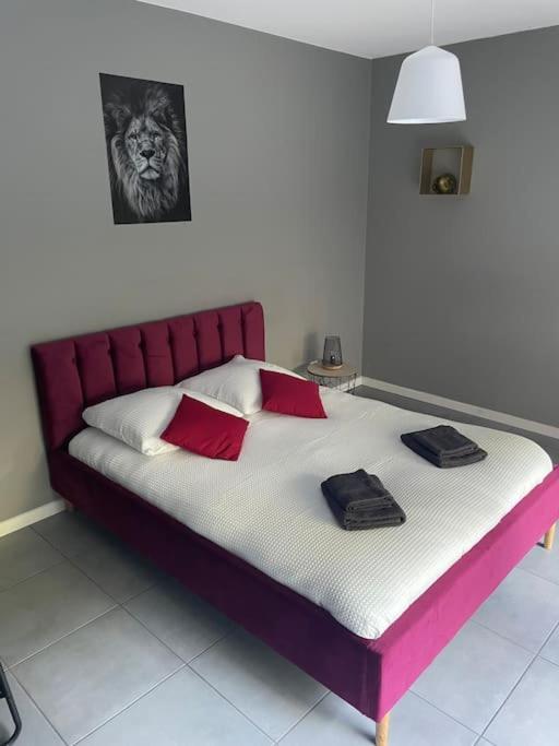 O Calme Cosy - Jardins Et Villes - Experience Unique - Wifi Gratuit - Parking Gratuite Grenoble Luaran gambar