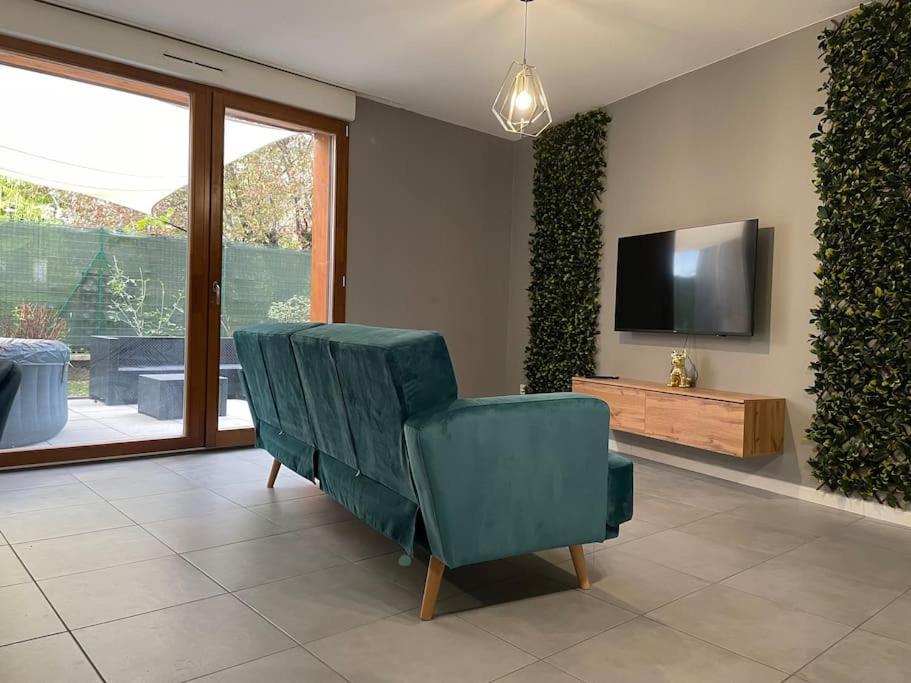 O Calme Cosy - Jardins Et Villes - Experience Unique - Wifi Gratuit - Parking Gratuite Grenoble Luaran gambar